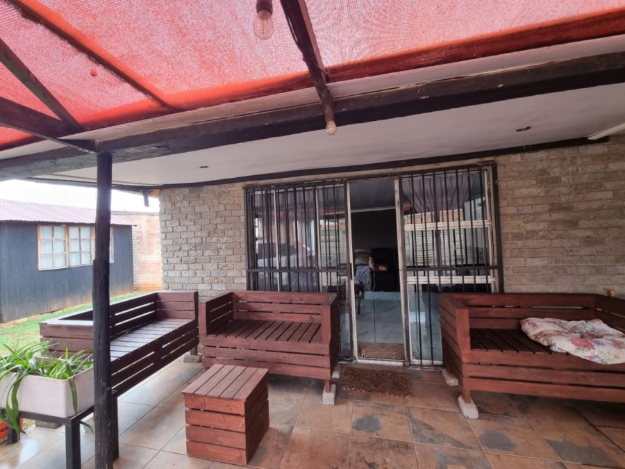 4 Bedroom Property for Sale in Vanderbijlpark Cw 6 Gauteng