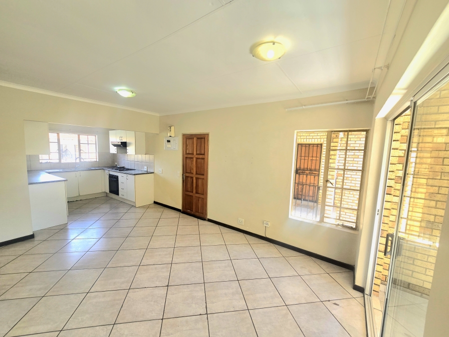 2 Bedroom Property for Sale in Vanderbijlpark SW 5 Gauteng