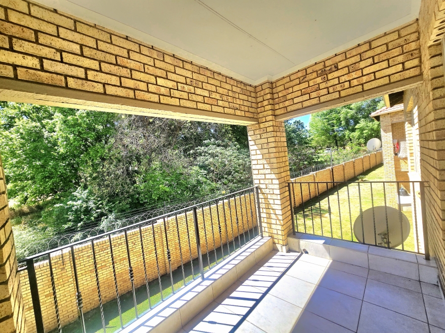 2 Bedroom Property for Sale in Vanderbijlpark SW 5 Gauteng