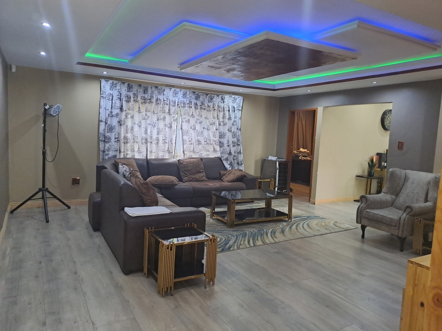 3 Bedroom Property for Sale in Sharon Park Gauteng