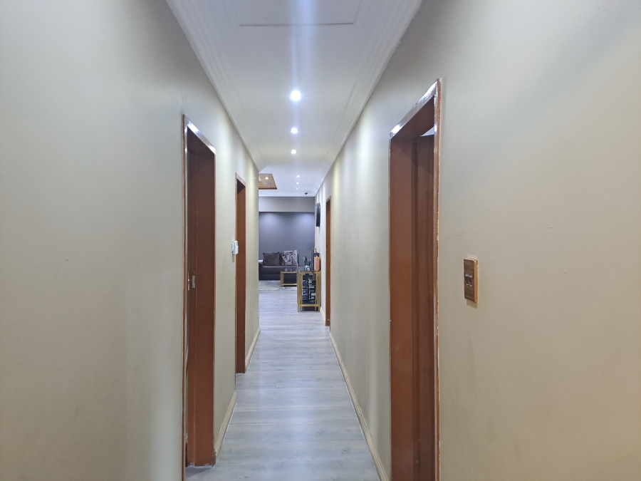 3 Bedroom Property for Sale in Sharon Park Gauteng