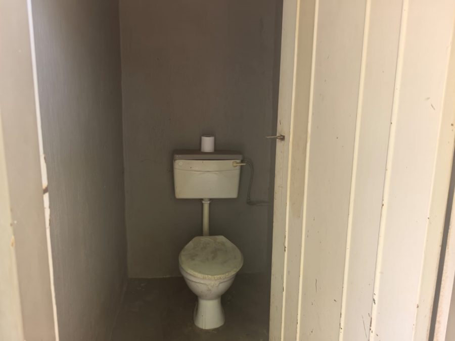 5 Bedroom Property for Sale in Wilro Park Gauteng
