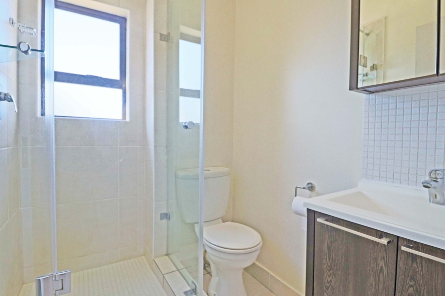 To Let 2 Bedroom Property for Rent in Bryanston Gauteng