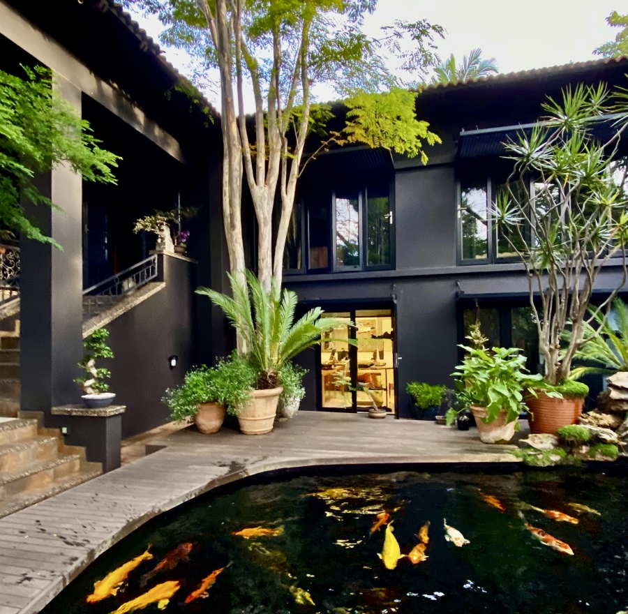 4 Bedroom Property for Sale in Waterkloof Gauteng