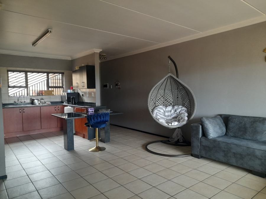 2 Bedroom Property for Sale in Winchester Hills Gauteng