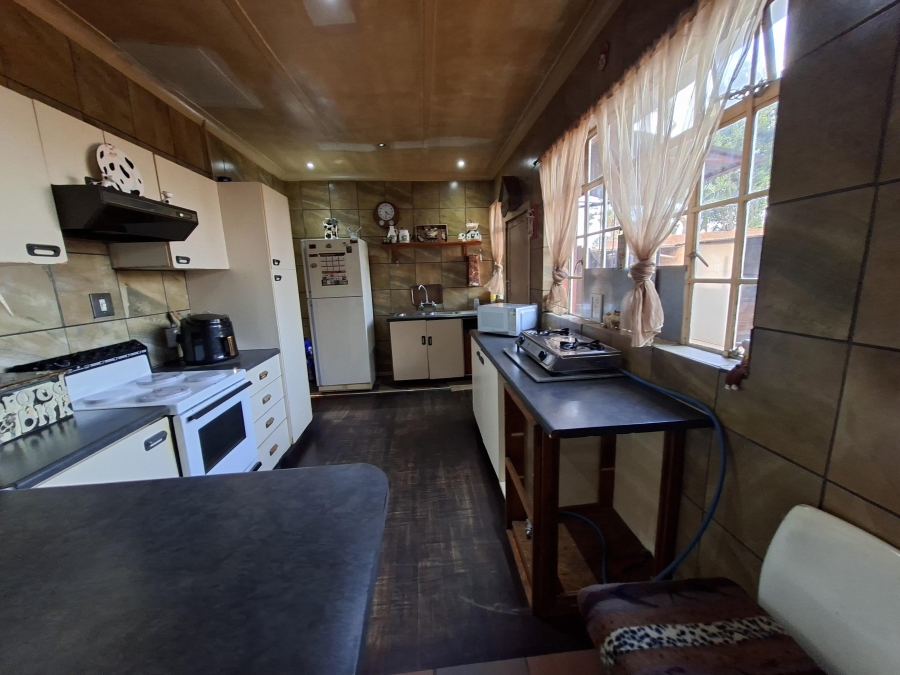 3 Bedroom Property for Sale in Geduld Gauteng