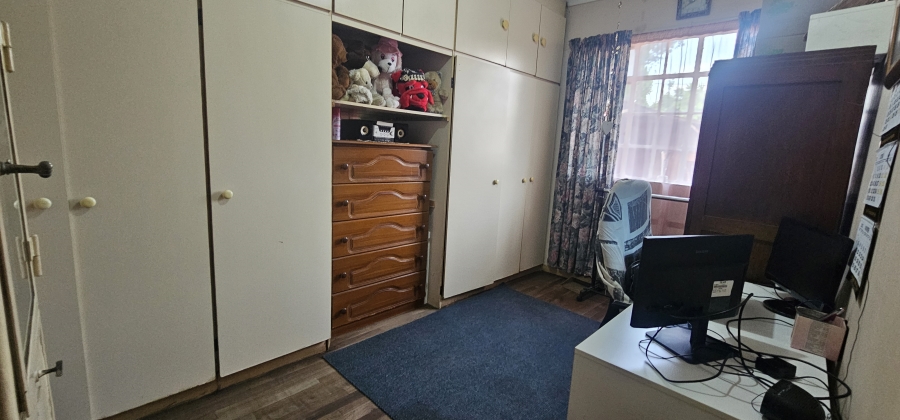 3 Bedroom Property for Sale in Geduld Gauteng