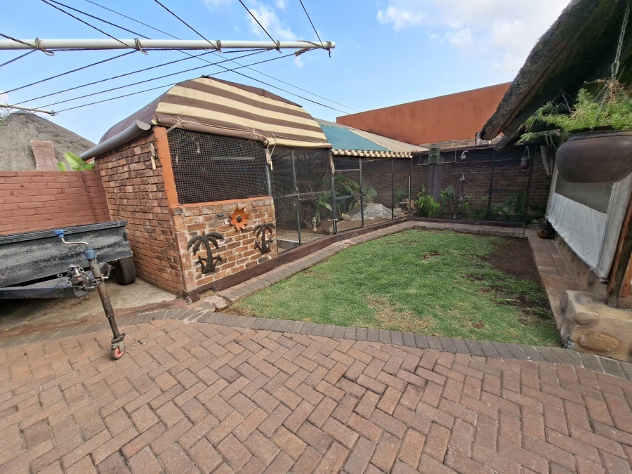 3 Bedroom Property for Sale in Geduld Gauteng
