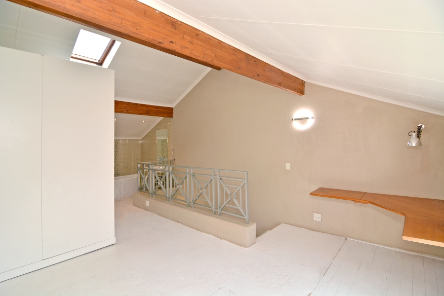 1 Bedroom Property for Sale in Morningside Gauteng