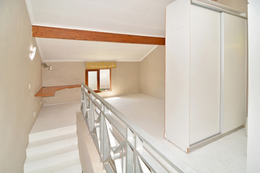 1 Bedroom Property for Sale in Morningside Gauteng