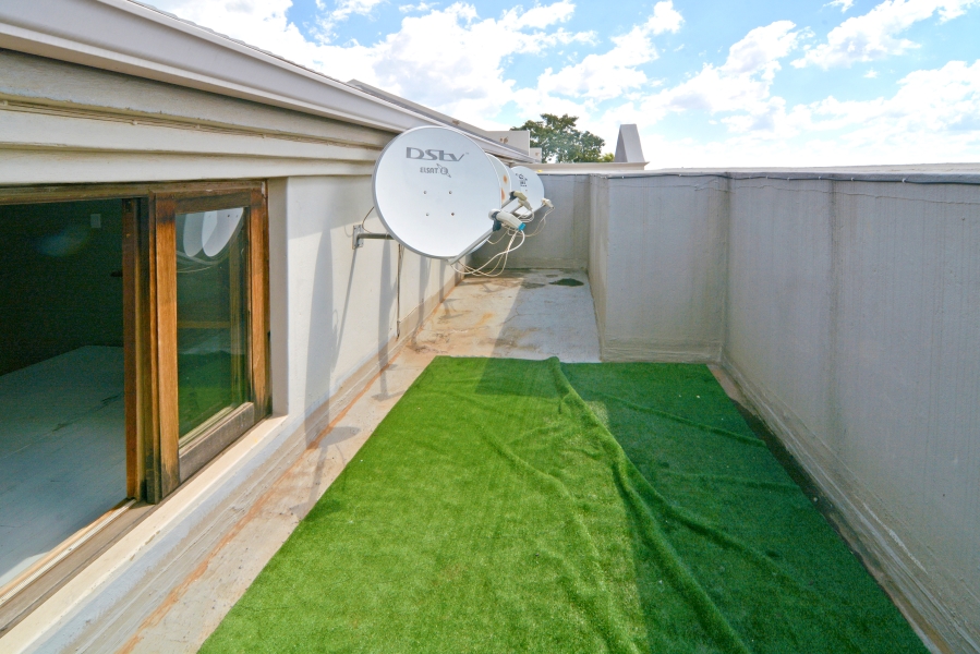 1 Bedroom Property for Sale in Morningside Gauteng