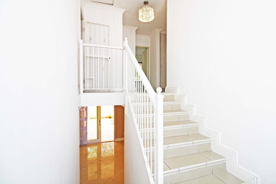 To Let 3 Bedroom Property for Rent in Bryanston Gauteng