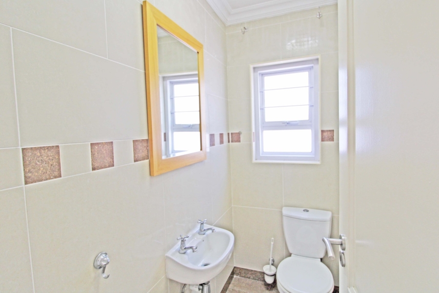 To Let 3 Bedroom Property for Rent in Bryanston Gauteng