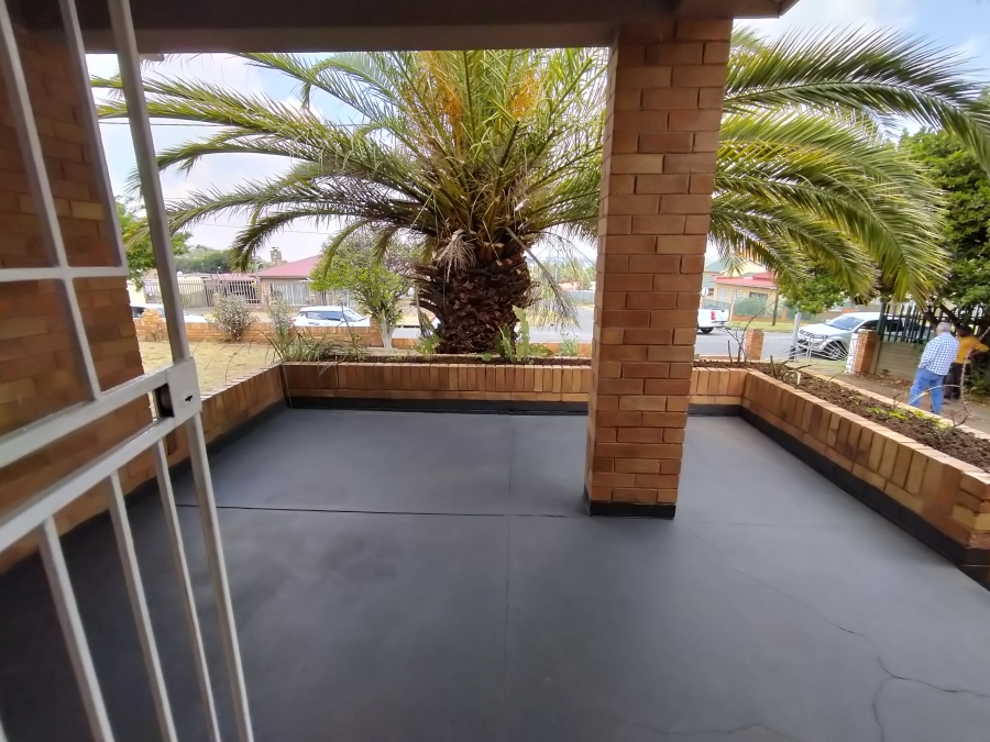 3 Bedroom Property for Sale in Discovery Gauteng