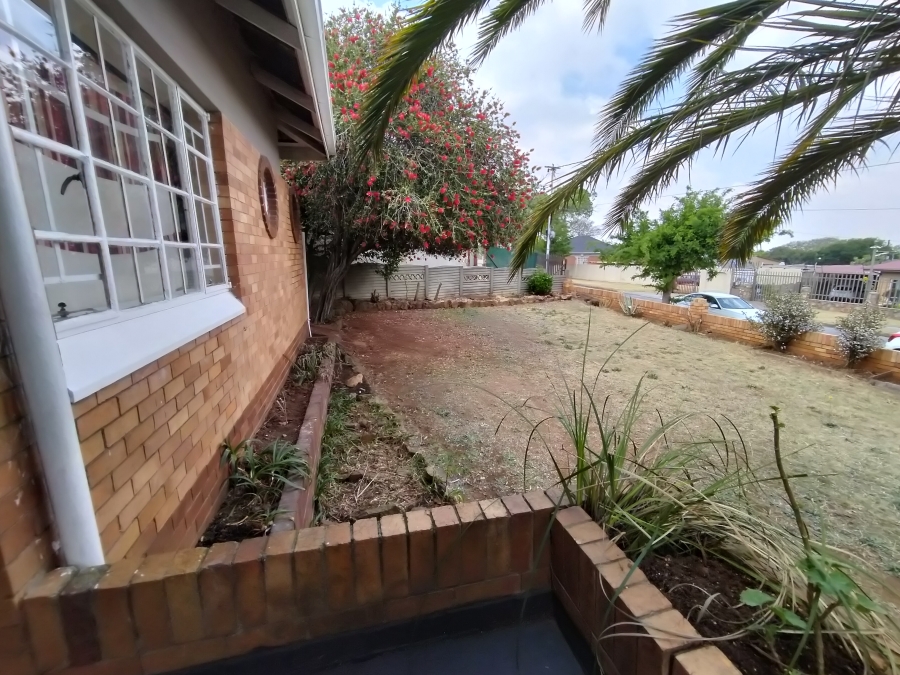 3 Bedroom Property for Sale in Discovery Gauteng