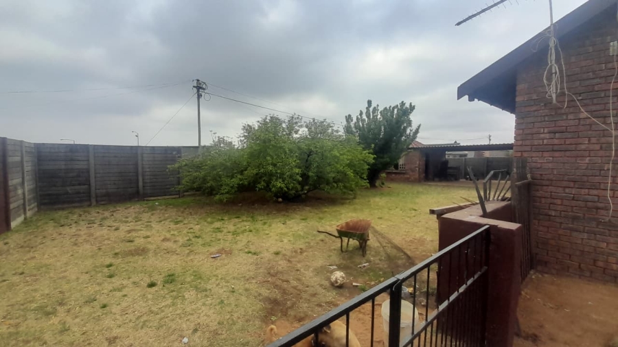 2 Bedroom Property for Sale in Mackenzieville Gauteng