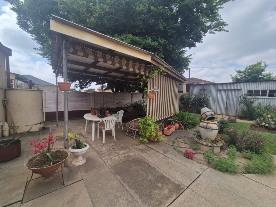 2 Bedroom Property for Sale in Krugersdorp West Gauteng