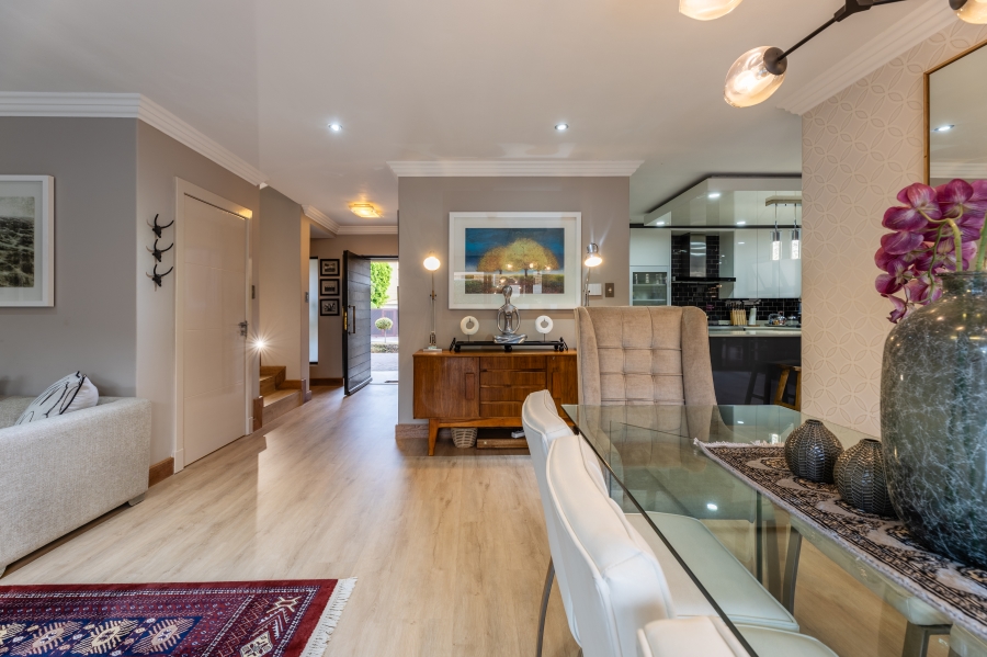 4 Bedroom Property for Sale in Douglasdale Gauteng