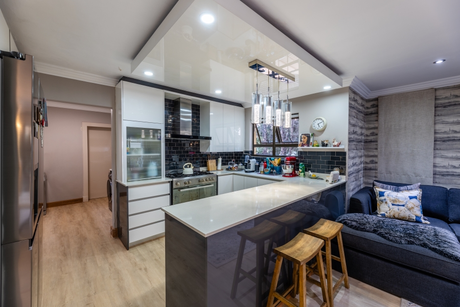 4 Bedroom Property for Sale in Douglasdale Gauteng