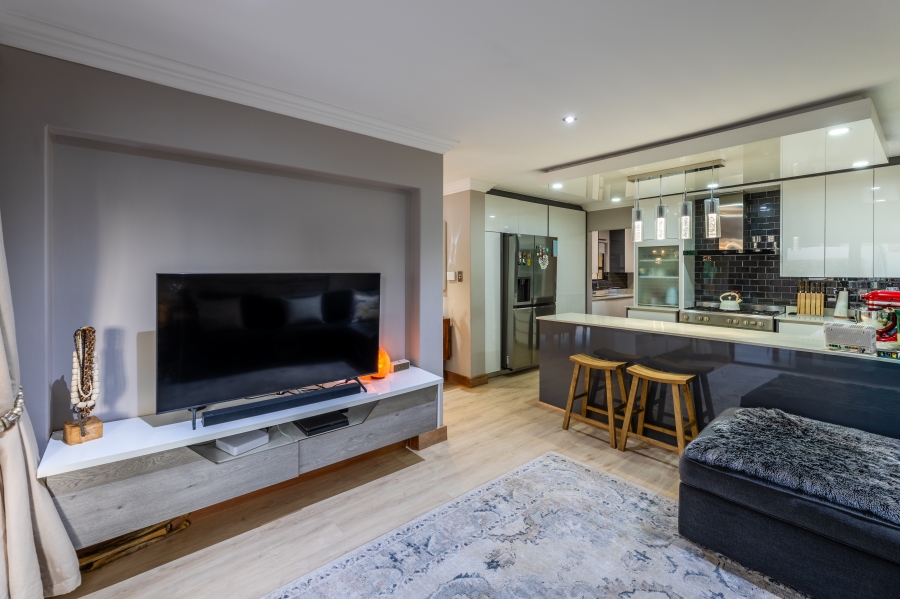 4 Bedroom Property for Sale in Douglasdale Gauteng
