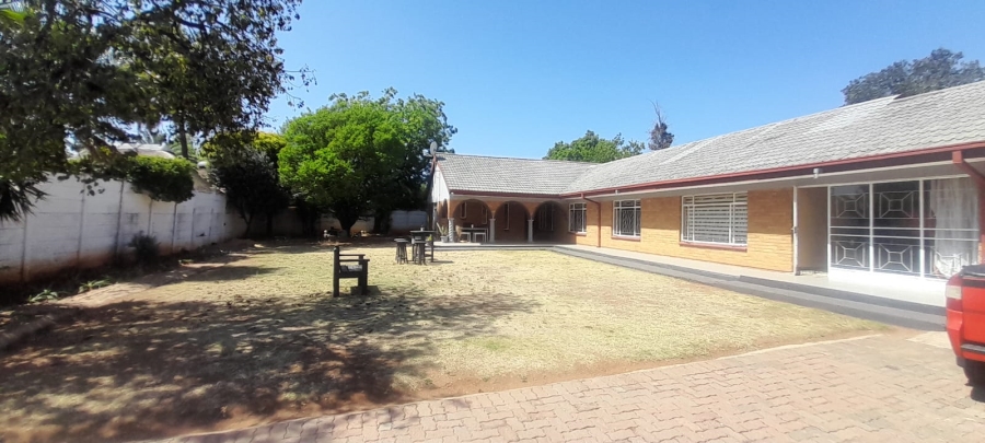 4 Bedroom Property for Sale in Golf Park Gauteng