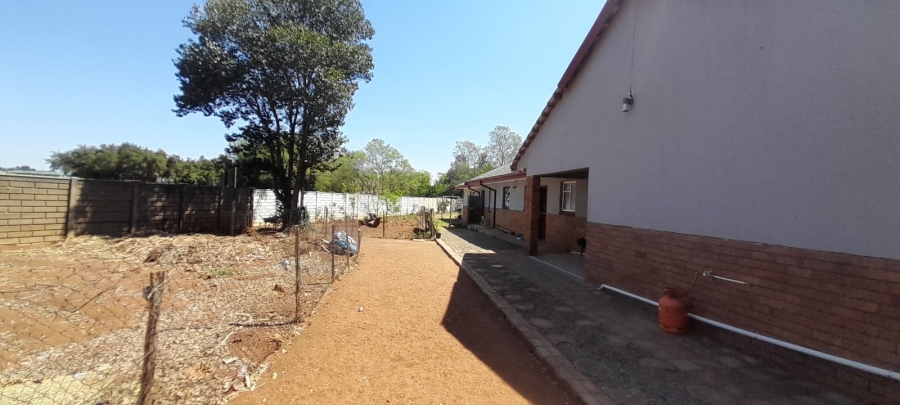 4 Bedroom Property for Sale in Golf Park Gauteng