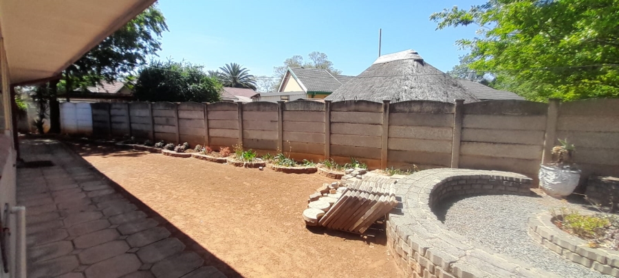 4 Bedroom Property for Sale in Golf Park Gauteng