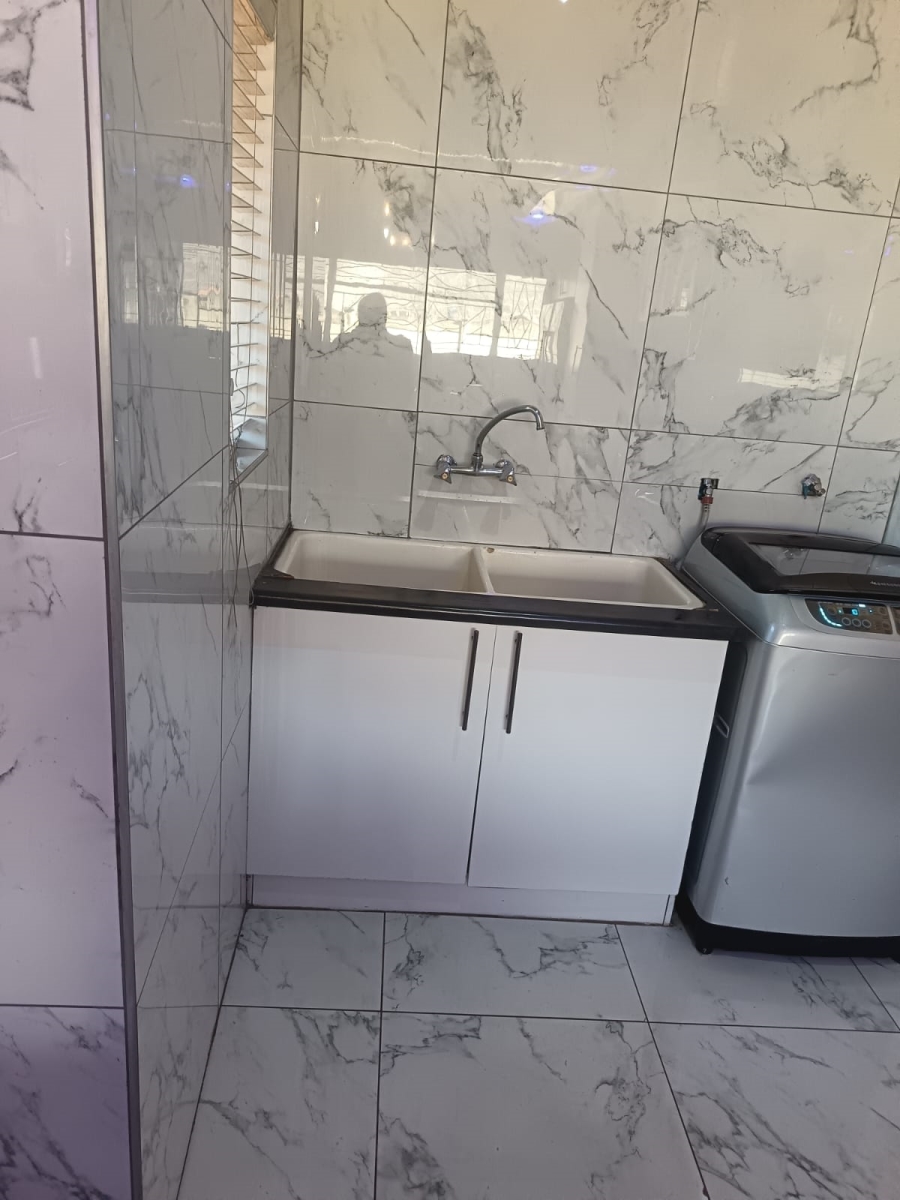4 Bedroom Property for Sale in Golf Park Gauteng
