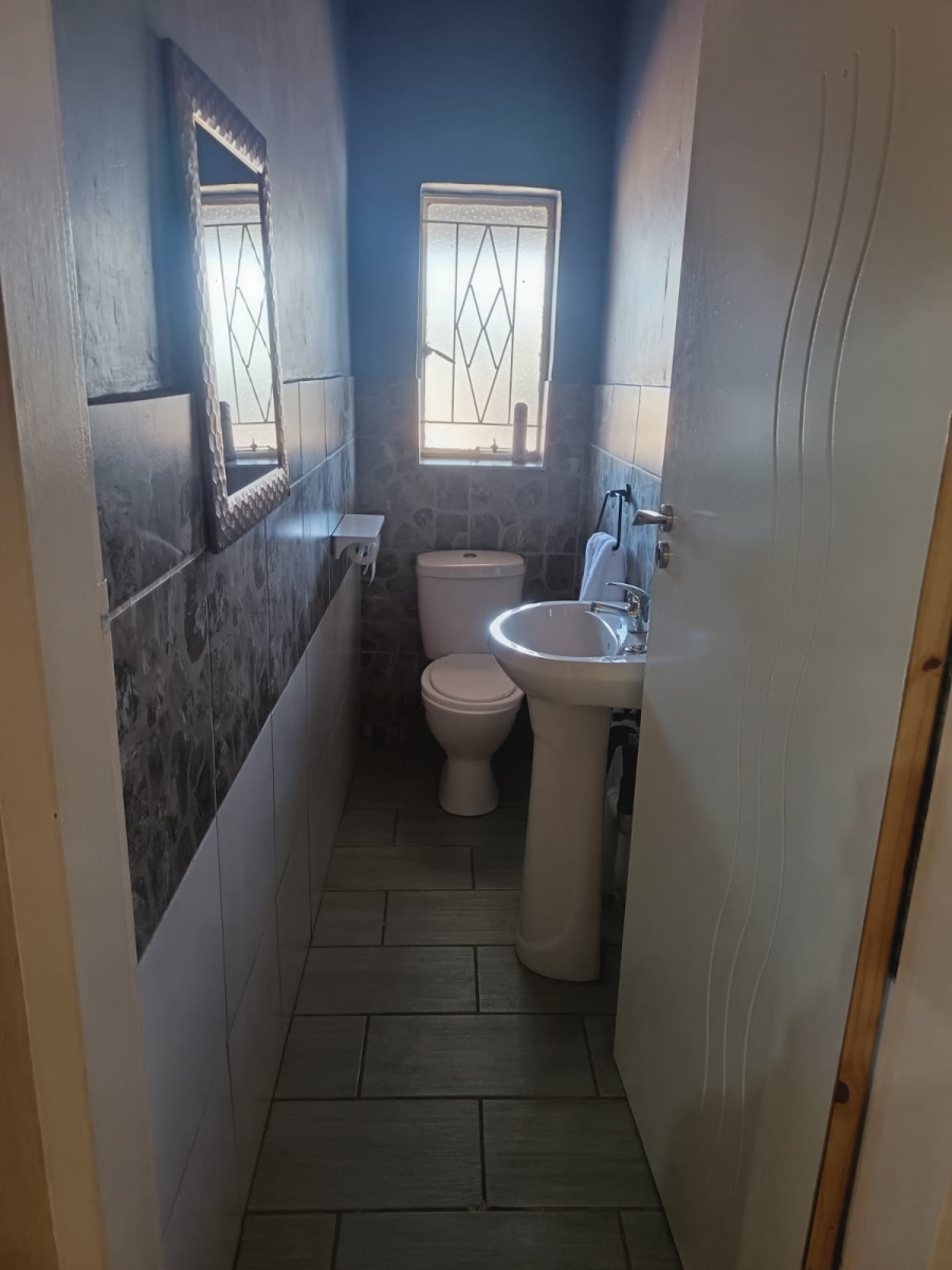 4 Bedroom Property for Sale in Golf Park Gauteng