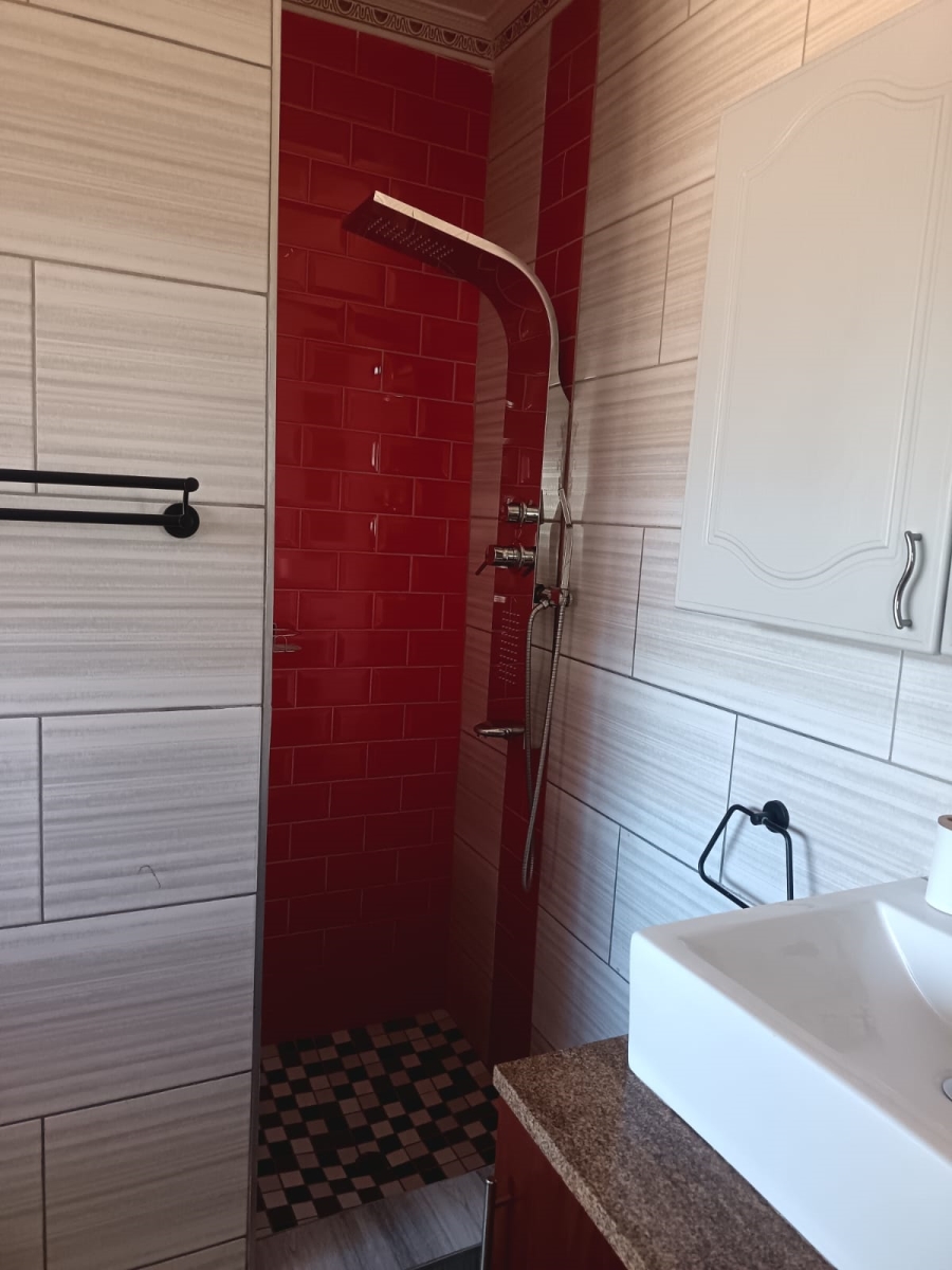 4 Bedroom Property for Sale in Golf Park Gauteng