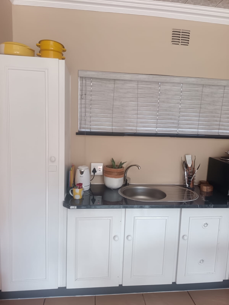 4 Bedroom Property for Sale in Golf Park Gauteng