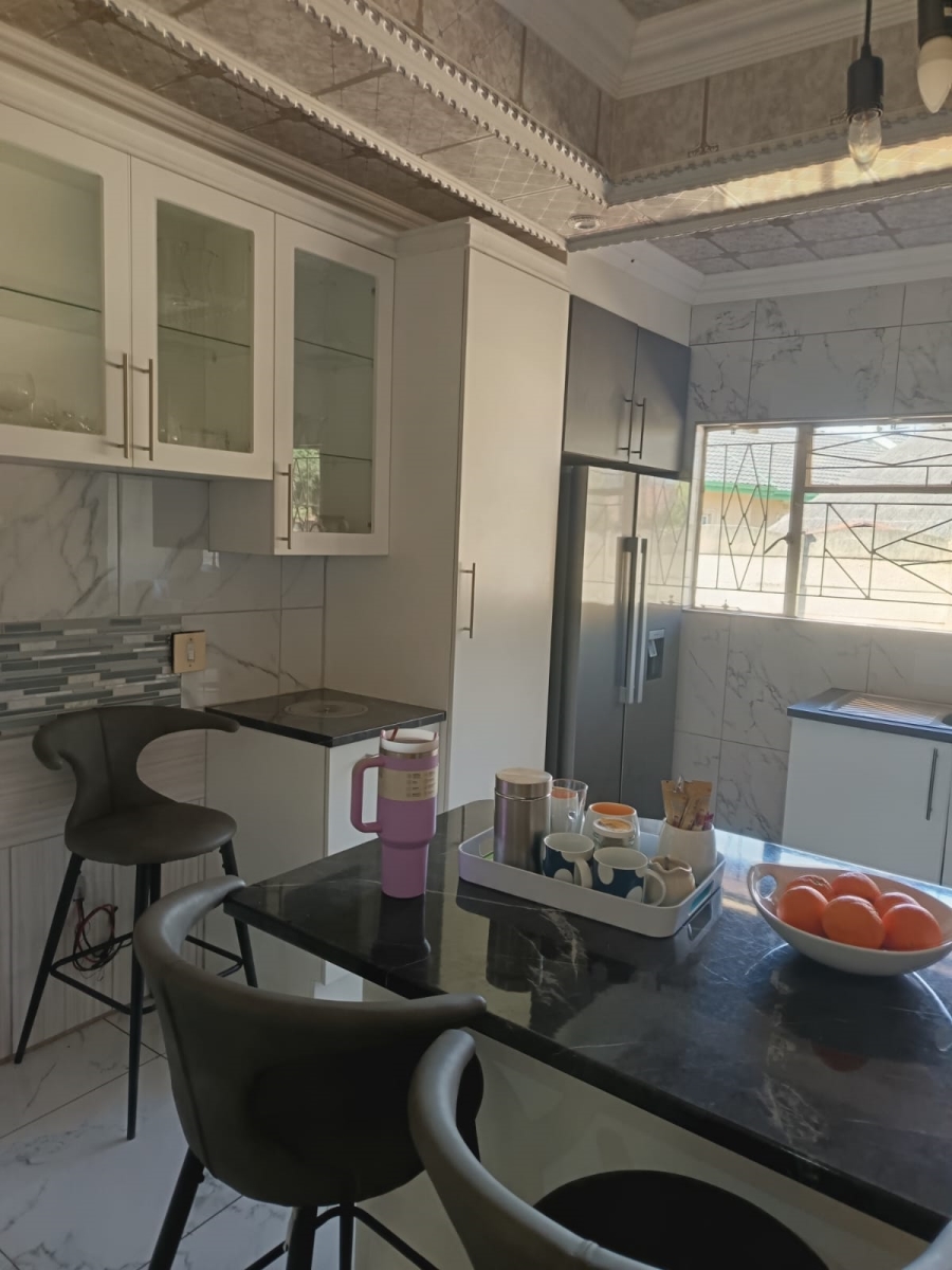 4 Bedroom Property for Sale in Golf Park Gauteng