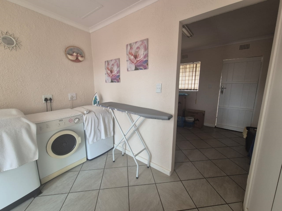 3 Bedroom Property for Sale in Rant En Dal Gauteng