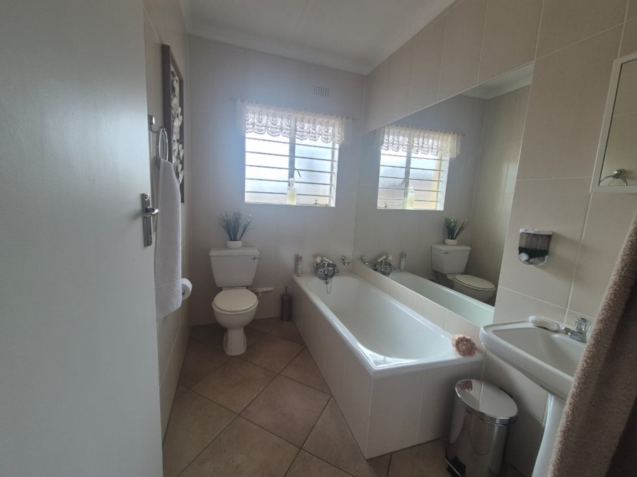 3 Bedroom Property for Sale in Rant En Dal Gauteng