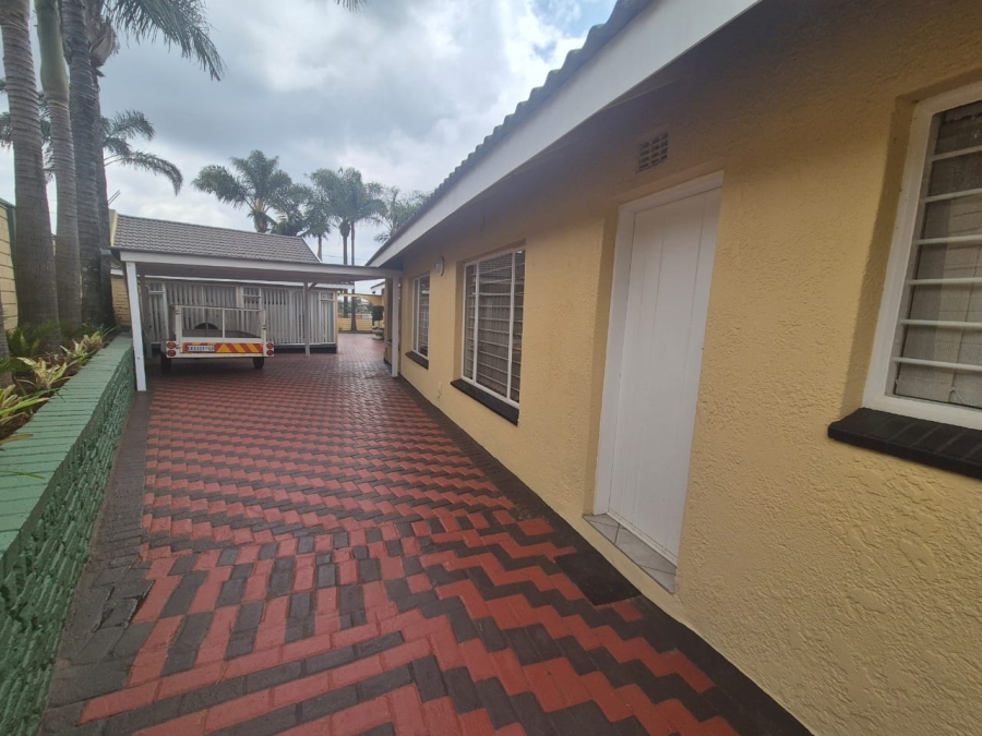 3 Bedroom Property for Sale in Rant En Dal Gauteng