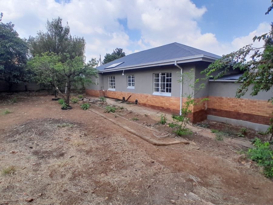 3 Bedroom Property for Sale in Discovery Gauteng