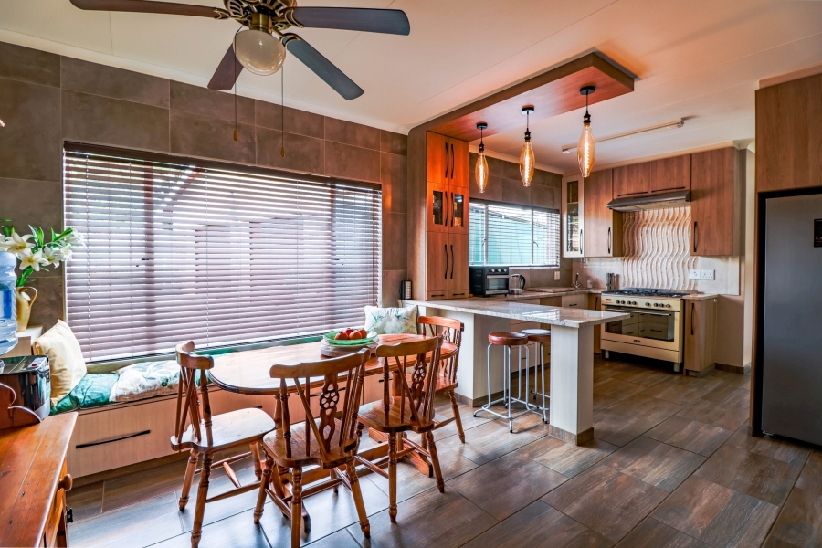 4 Bedroom Property for Sale in The Reeds Gauteng
