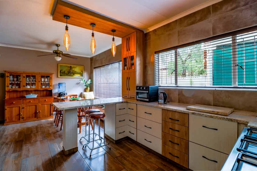 4 Bedroom Property for Sale in The Reeds Gauteng