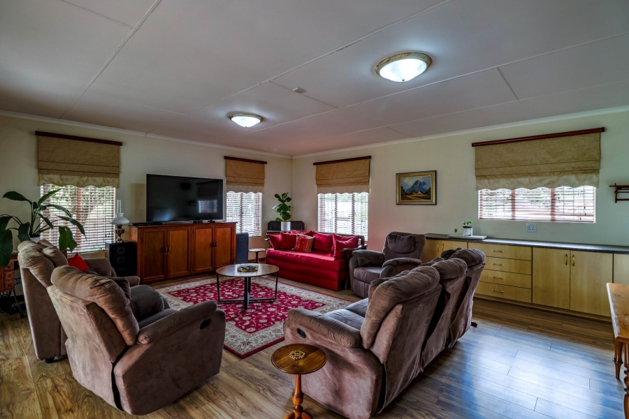 4 Bedroom Property for Sale in The Reeds Gauteng