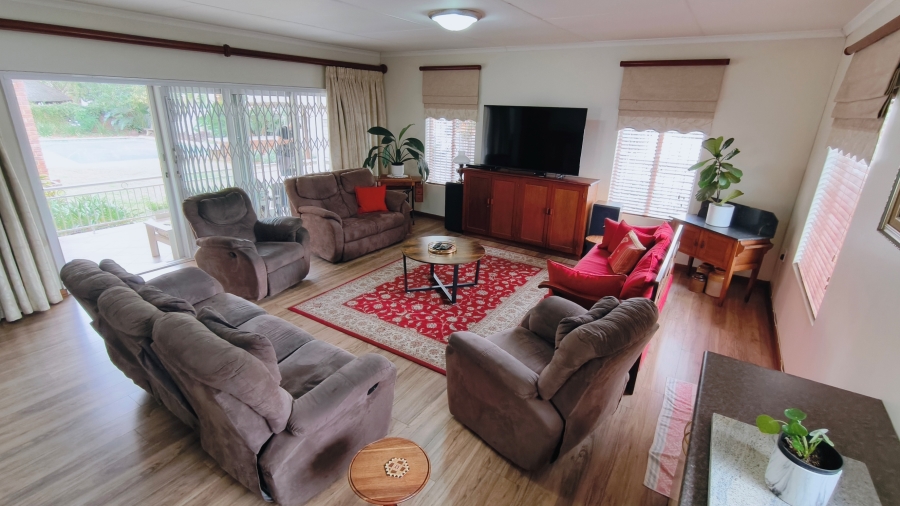 4 Bedroom Property for Sale in The Reeds Gauteng