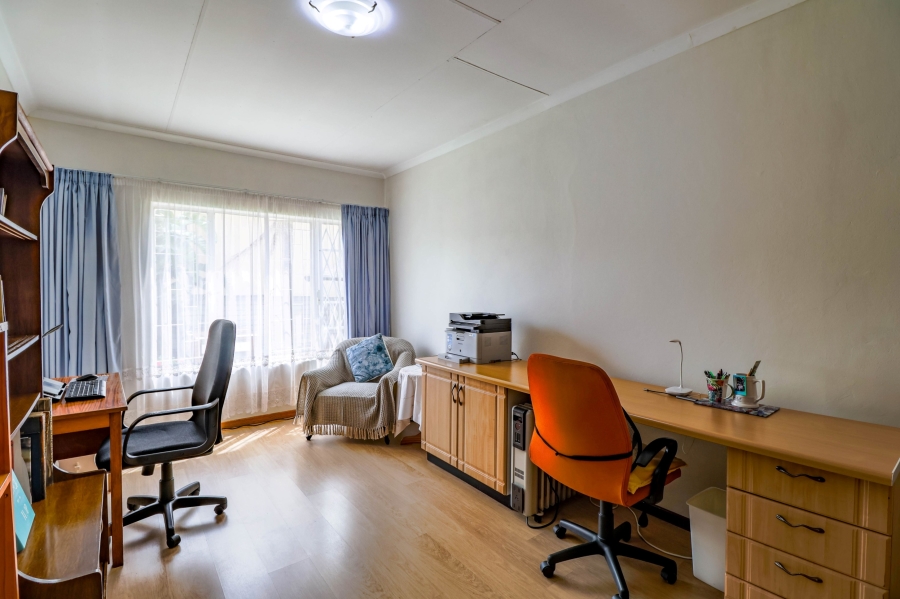 4 Bedroom Property for Sale in The Reeds Gauteng