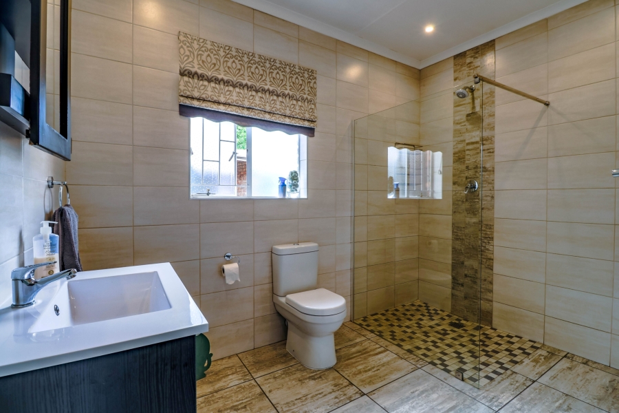 4 Bedroom Property for Sale in The Reeds Gauteng