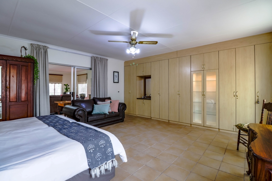 4 Bedroom Property for Sale in The Reeds Gauteng