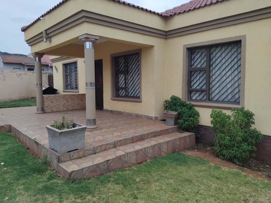 3 Bedroom Property for Sale in Zakariyya Park Gauteng