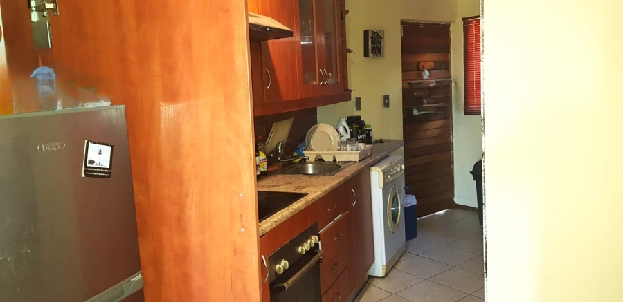 2 Bedroom Property for Sale in Wilgeheuwel Gauteng