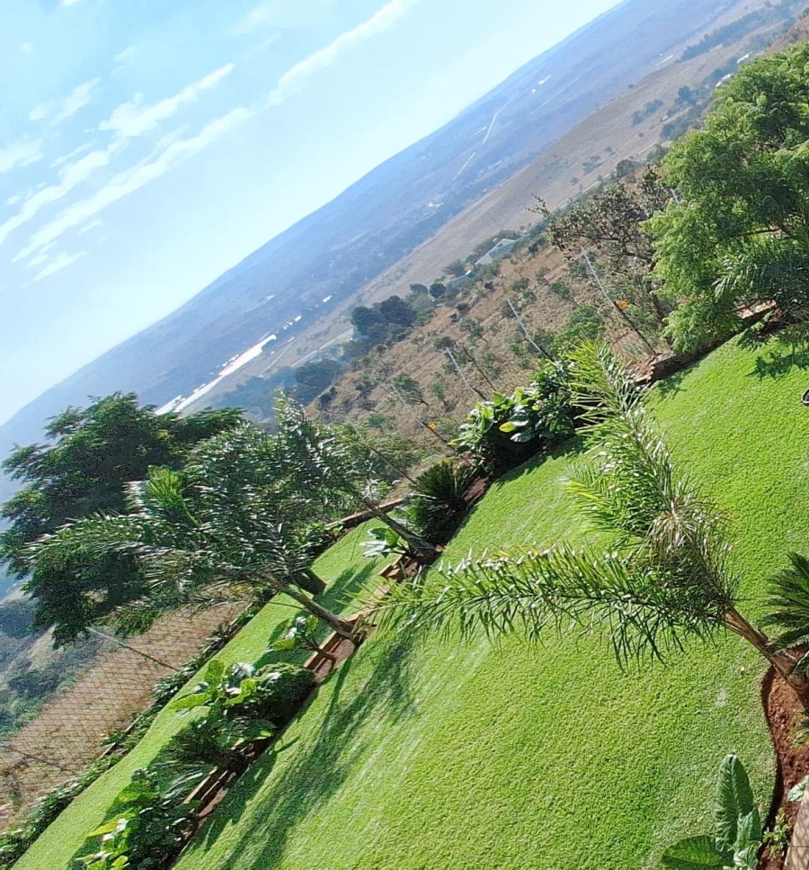 6 Bedroom Property for Sale in Protea Ridge Gauteng