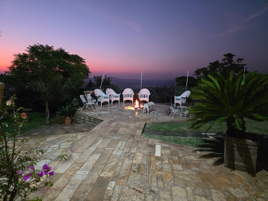 6 Bedroom Property for Sale in Protea Ridge Gauteng