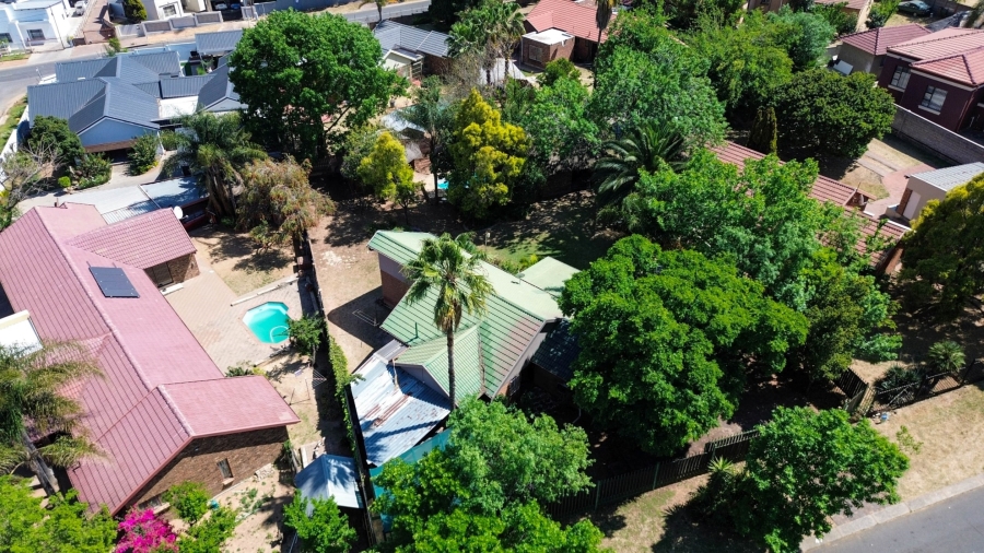 4 Bedroom Property for Sale in The Reeds Gauteng