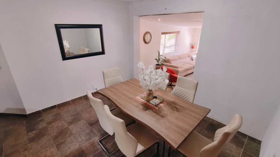 4 Bedroom Property for Sale in The Reeds Gauteng