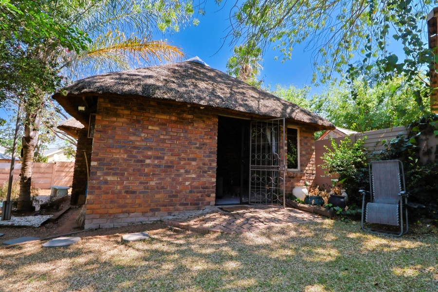 4 Bedroom Property for Sale in The Reeds Gauteng